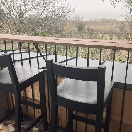 Appartement Fügéskert *